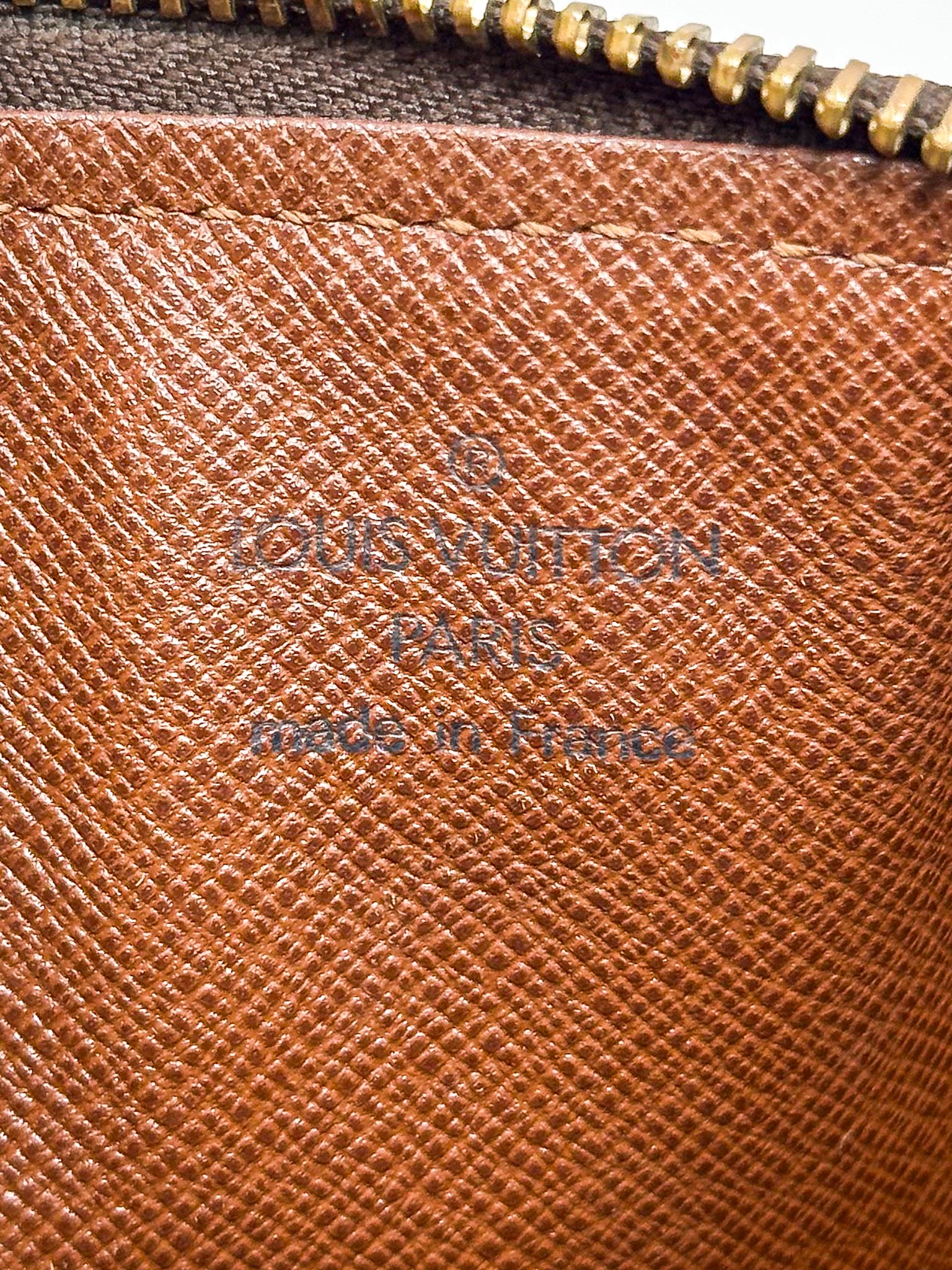 Louis Vuitton Papillon 26
