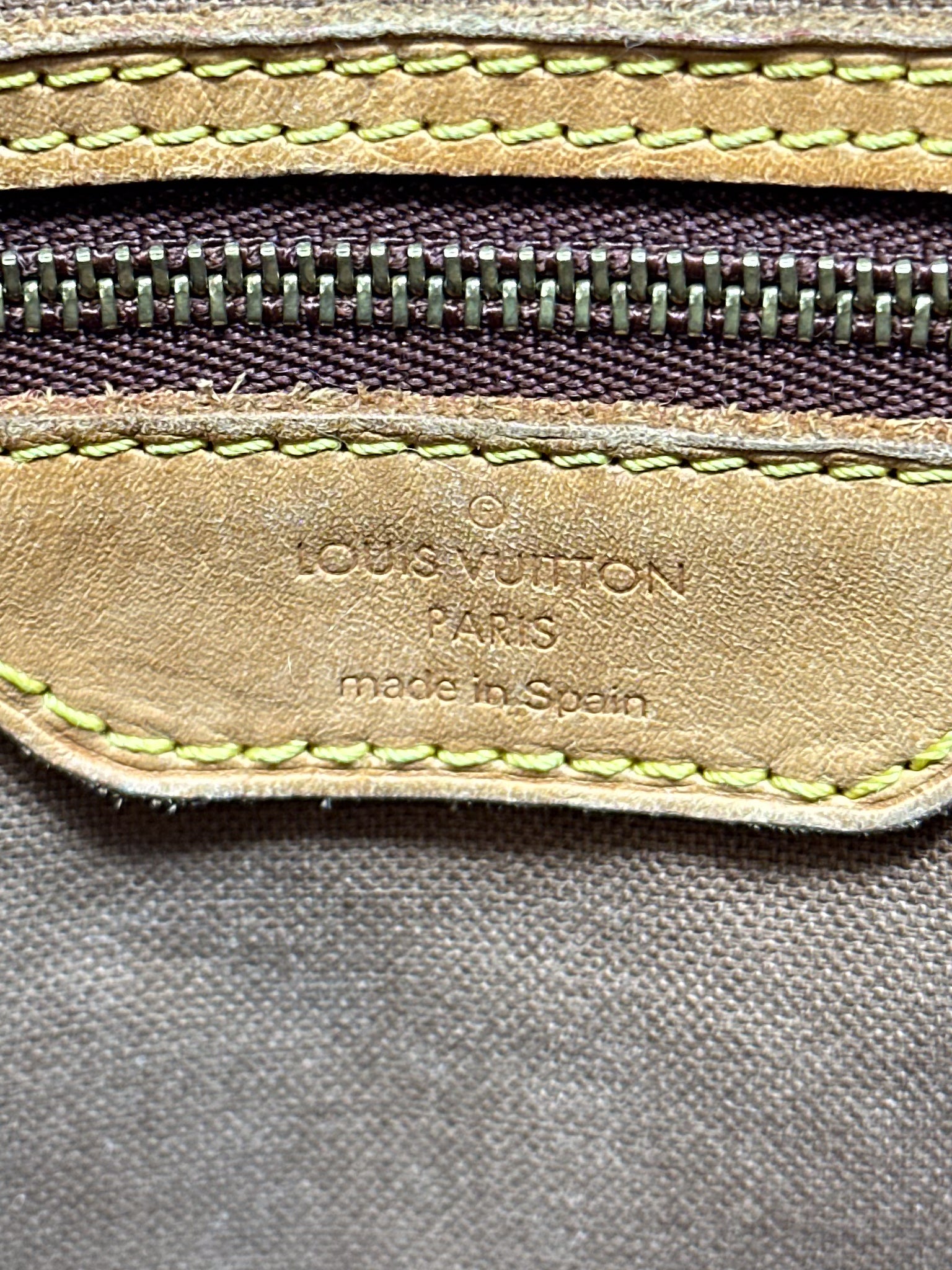 Louis Vuitton Monogram Batignolles Vertical