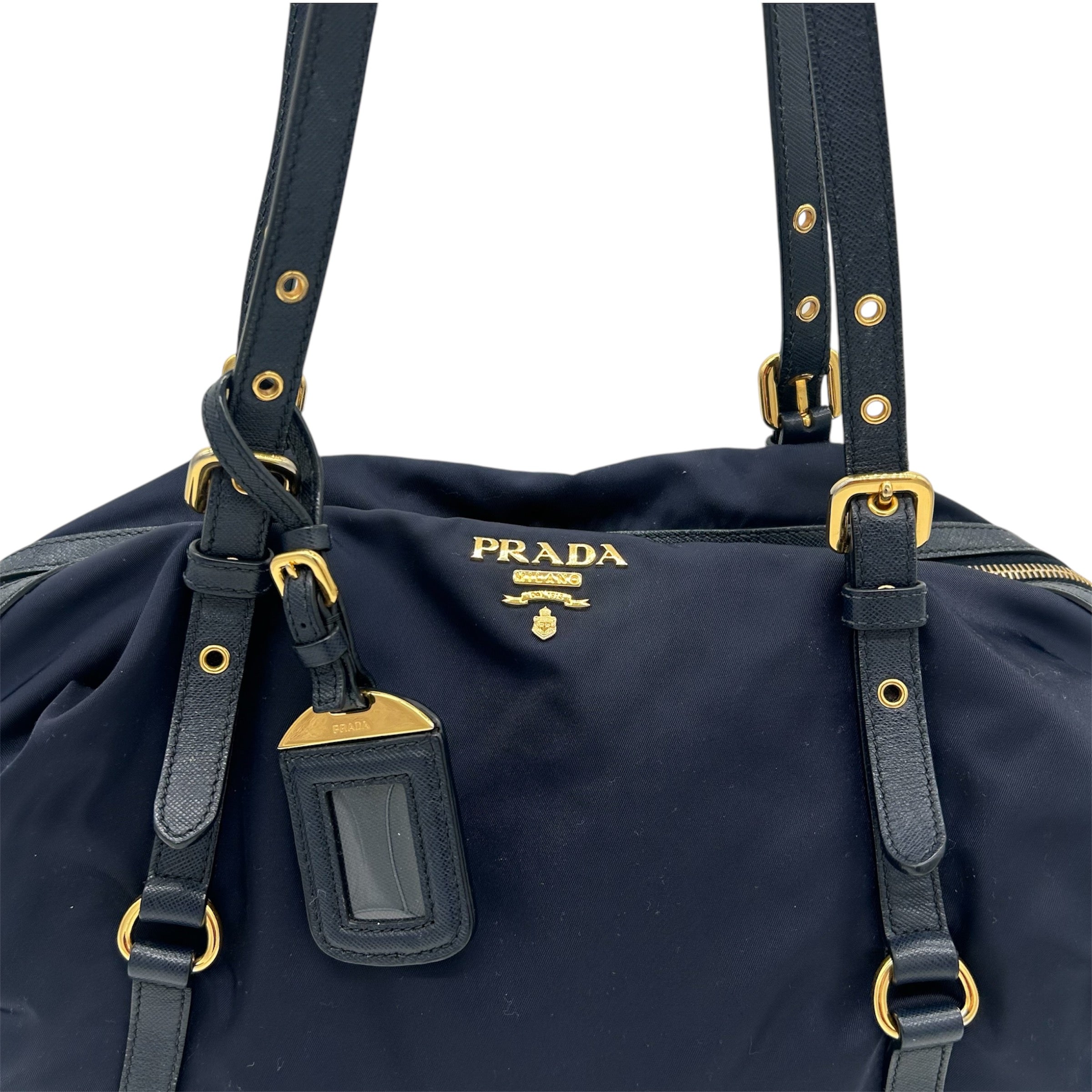 バッグ PRADA TESSUTO NYLON 2WAY BODY HAND BAG Prada // Tessuto Nylon 2 Way Bag – VSP Consignment