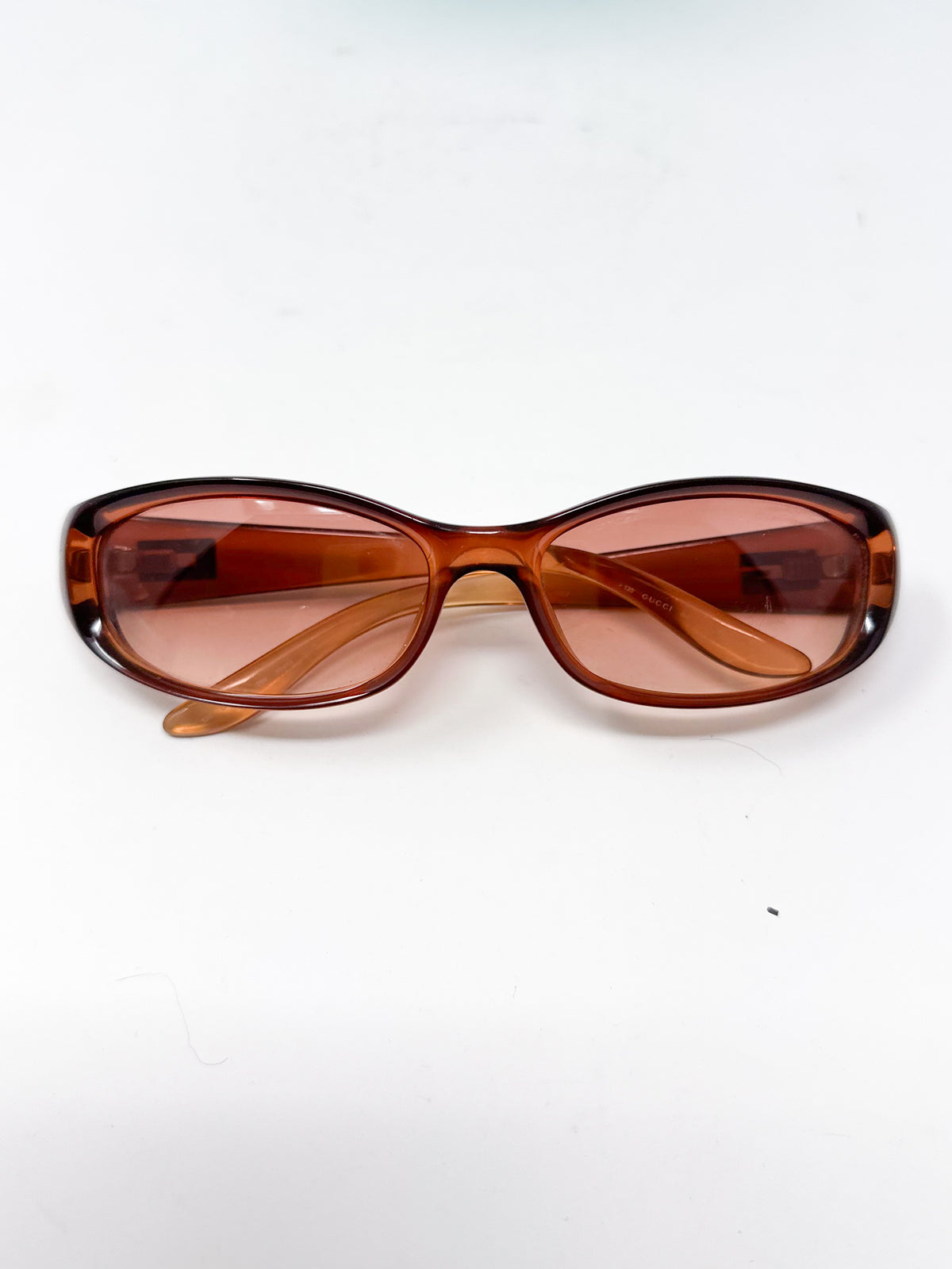Gucci Vintage GG 2456/S Oval Sunglasses