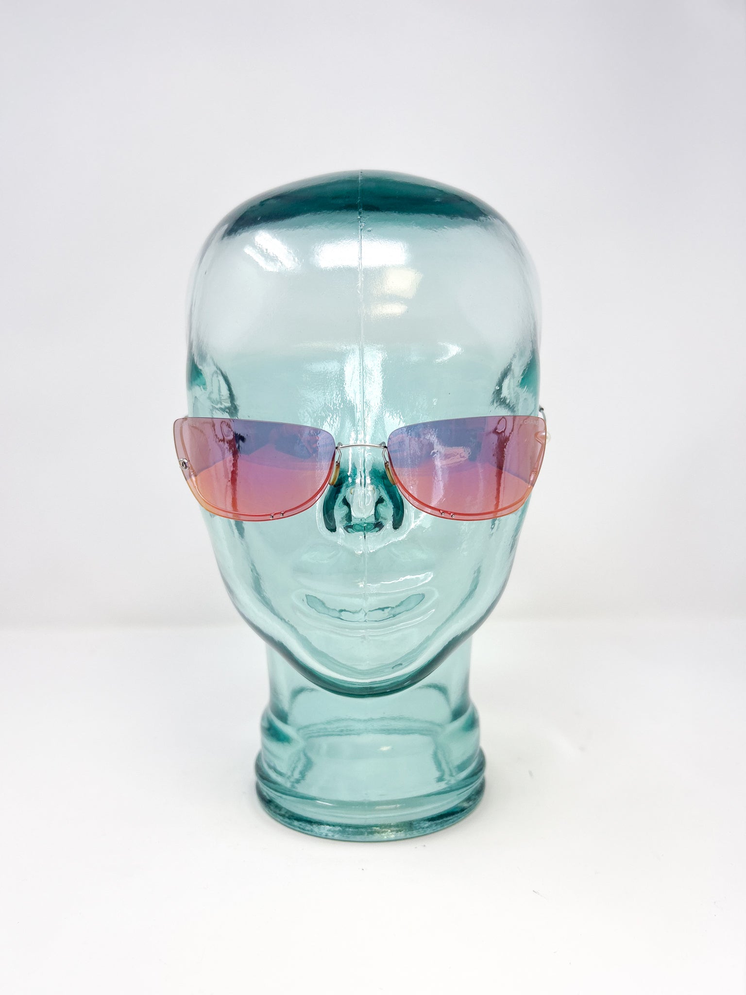 Sunglasses – Annamh Archive
