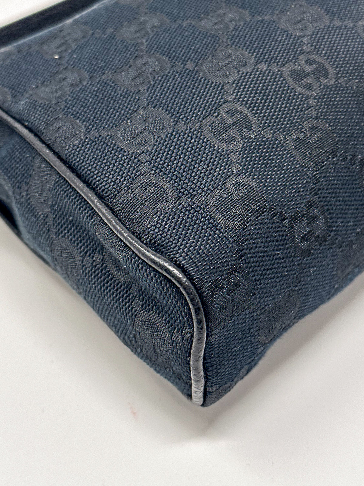 Gucci Black GG Canvas Abbey D-Ring Pochette