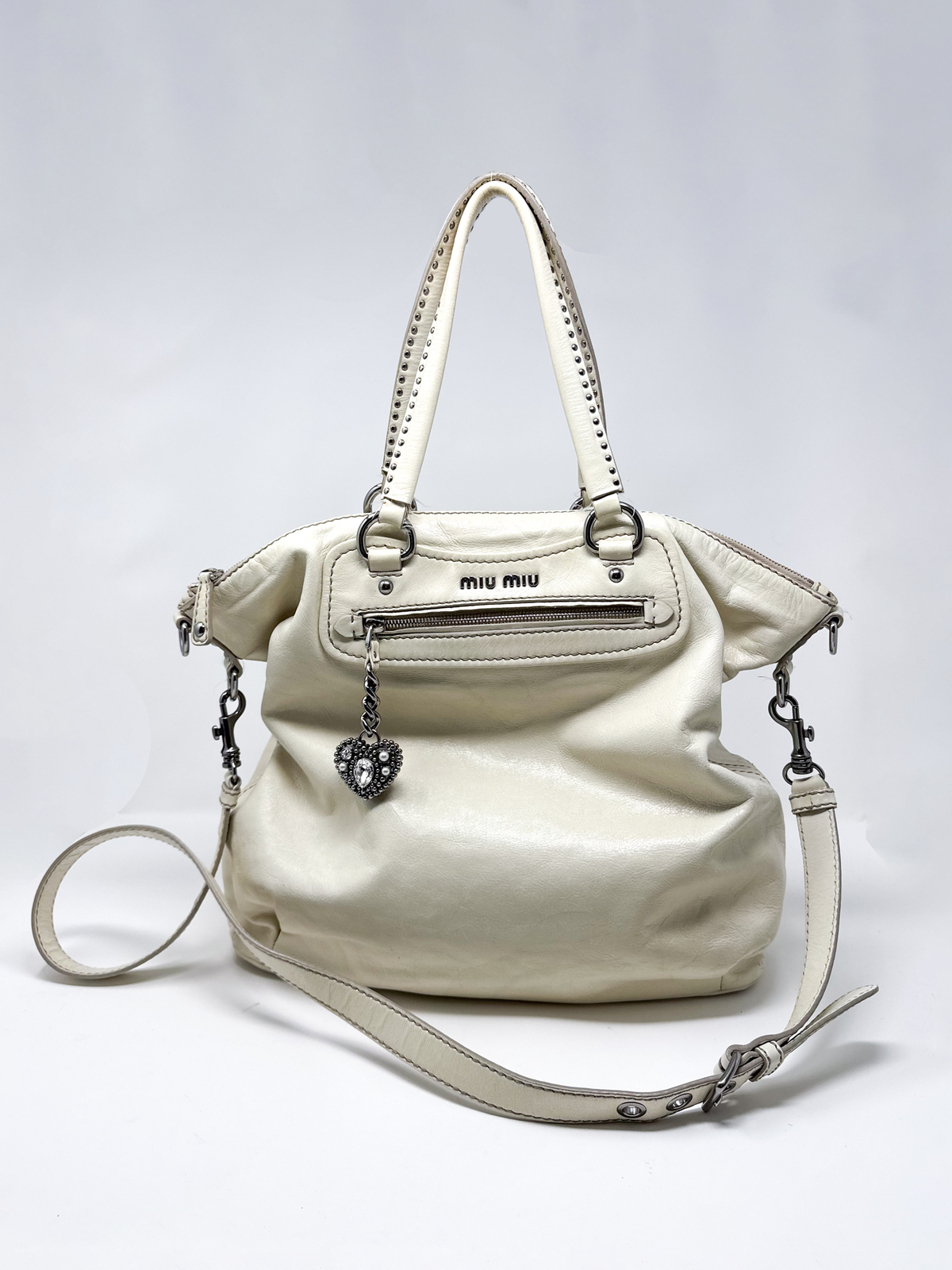 Miu Miu Large Vitello Shine Heart Charm