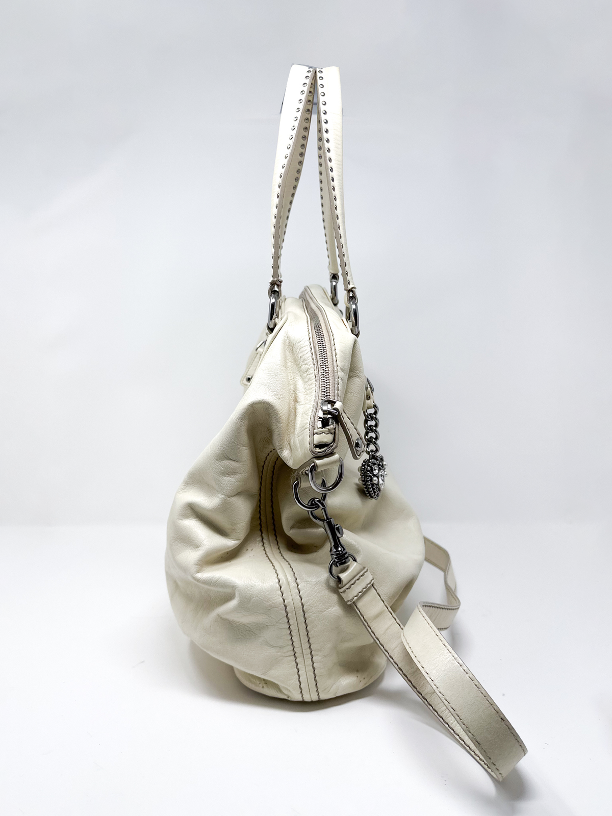 Miu Miu Large Vitello Shine Heart Charm