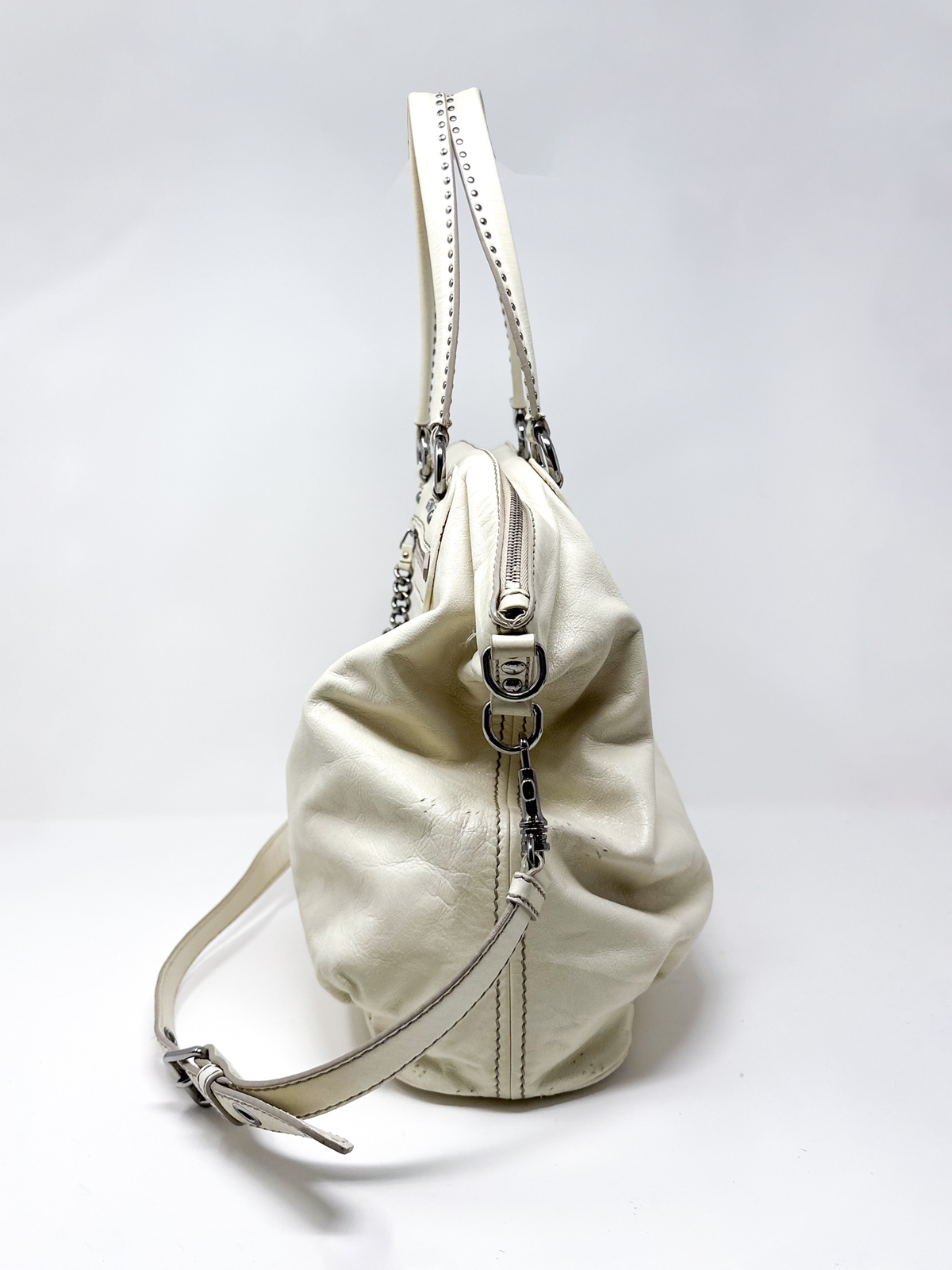 Miu Miu Large Vitello Shine Heart Charm