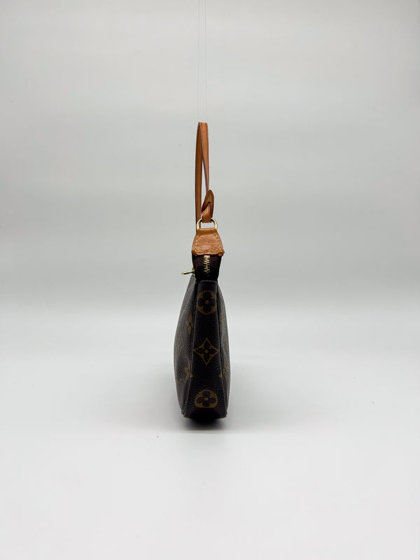 Louis Vuitton Pochette Accessoires Monogram Canvas