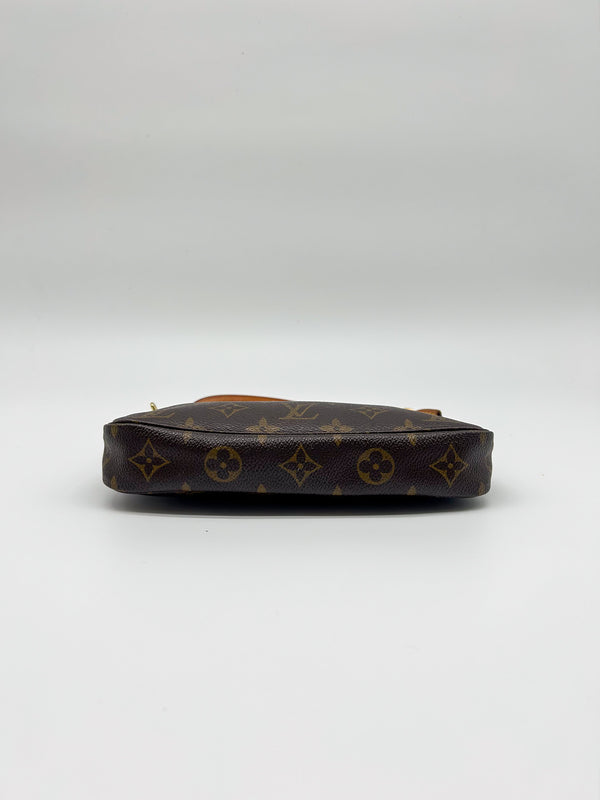 Louis Vuitton Pochette Accessoires Monogram Canvas