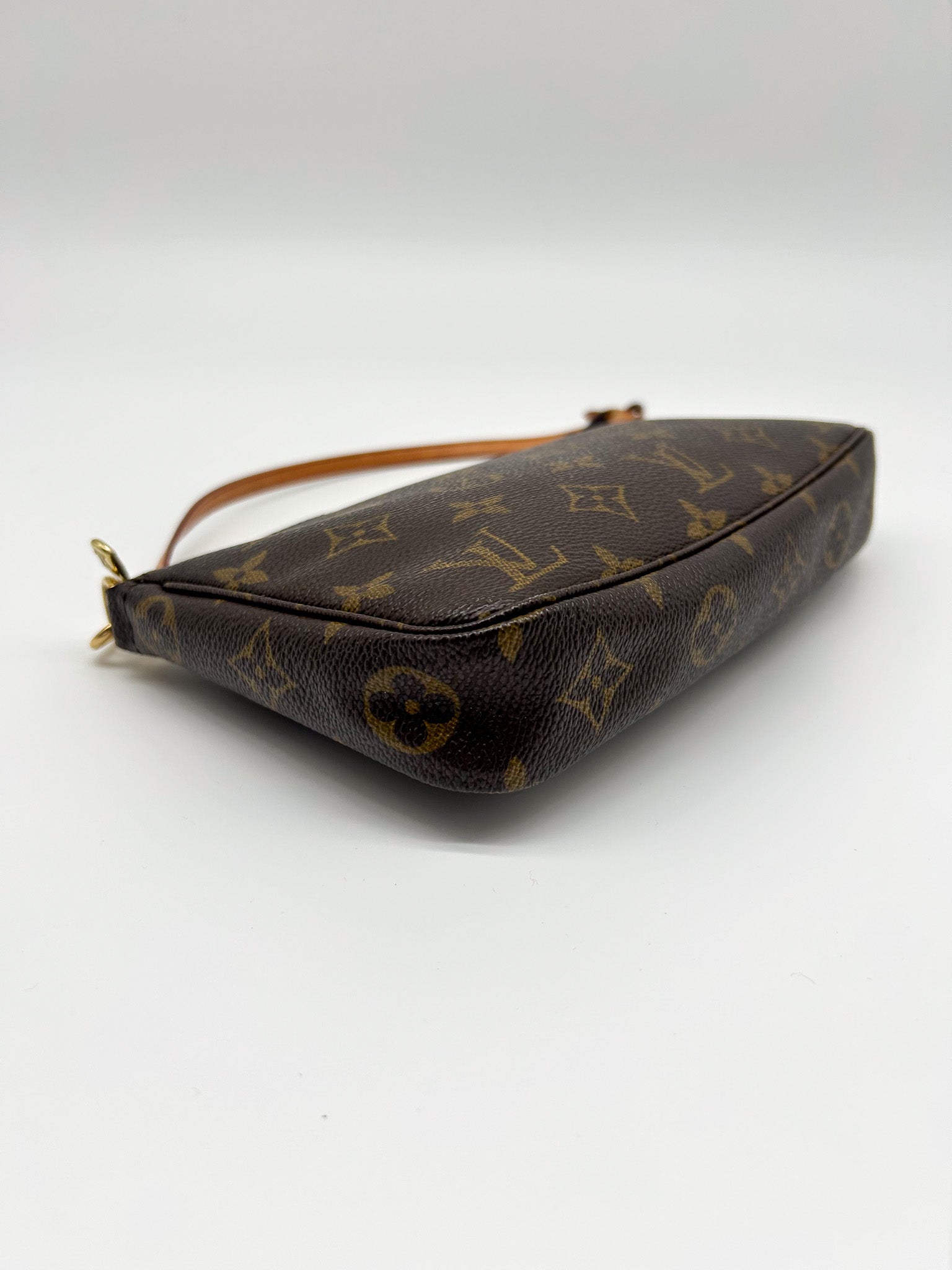 Louis Vuitton Pochette Accessoires Monogram Canvas