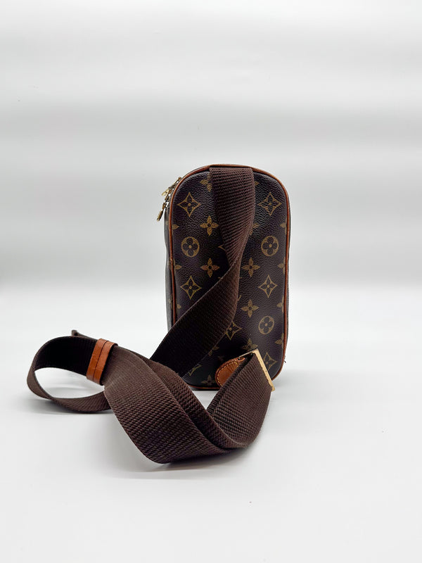 Louis Vuitton Gange Crossbody Bag