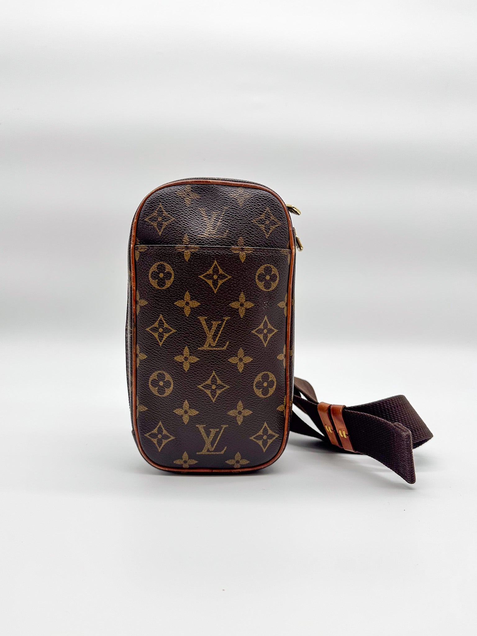 Louis Vuitton Gange Crossbody Bag