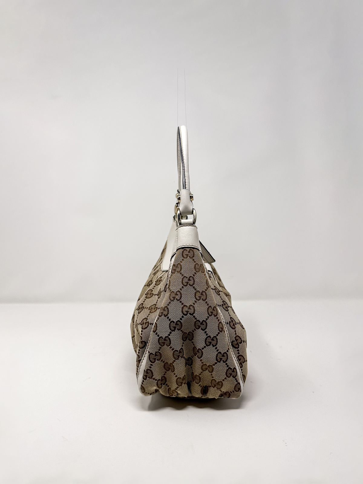 Gucci Abbey D-Ring Shoulder Hobo Bag