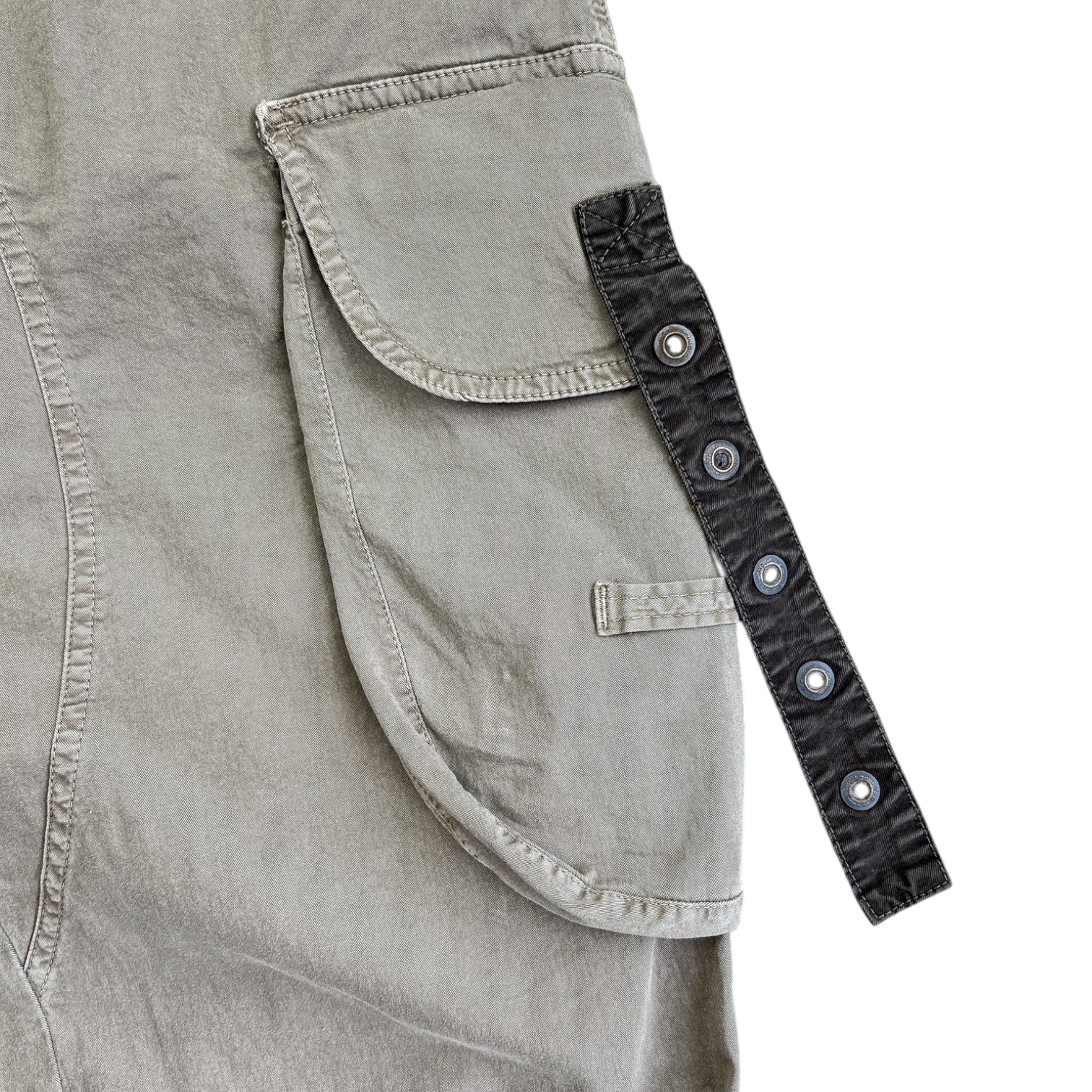 D&G Cargo Capri Pants