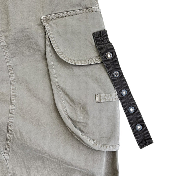D&G Cargo Capri Pants