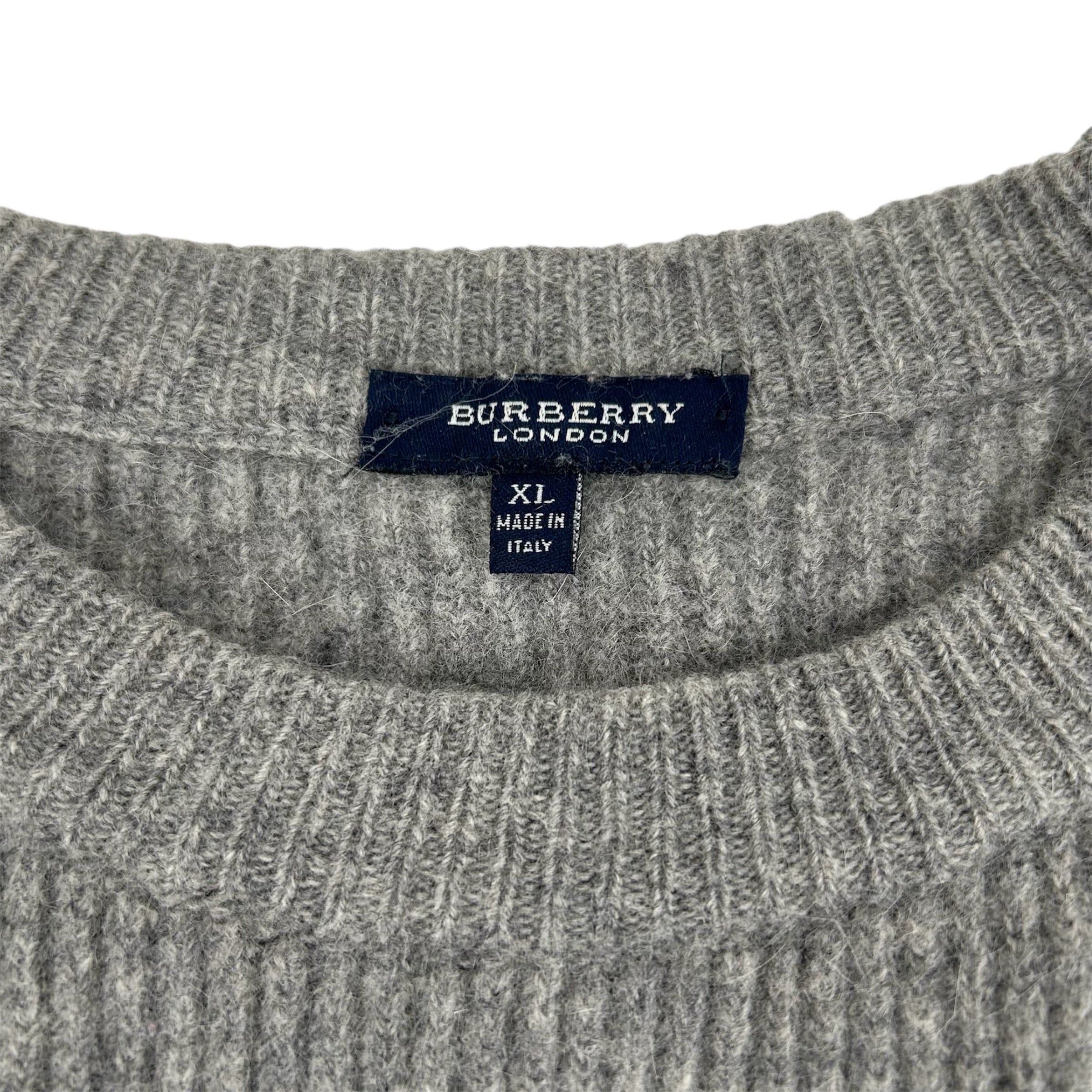 BURBERRY　Cashmere100%　Knit　M size Burberry Cashmere Long Sleeve Knit Sweater (Tops) IFCHIC.COM