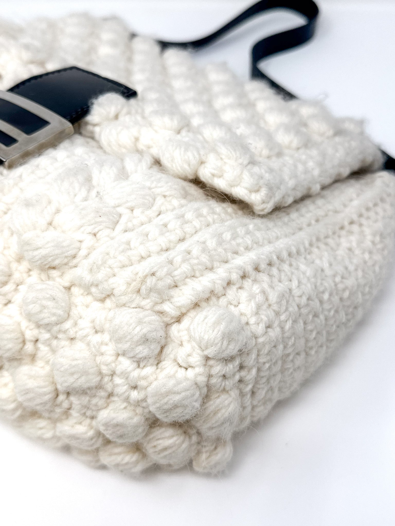 Fendi Fall 1999 Ready To Wear Ivory Knit Baguette