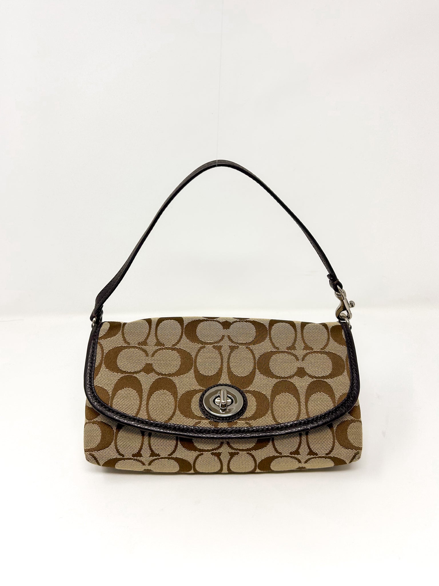 Coach Signature Shoulder Bag