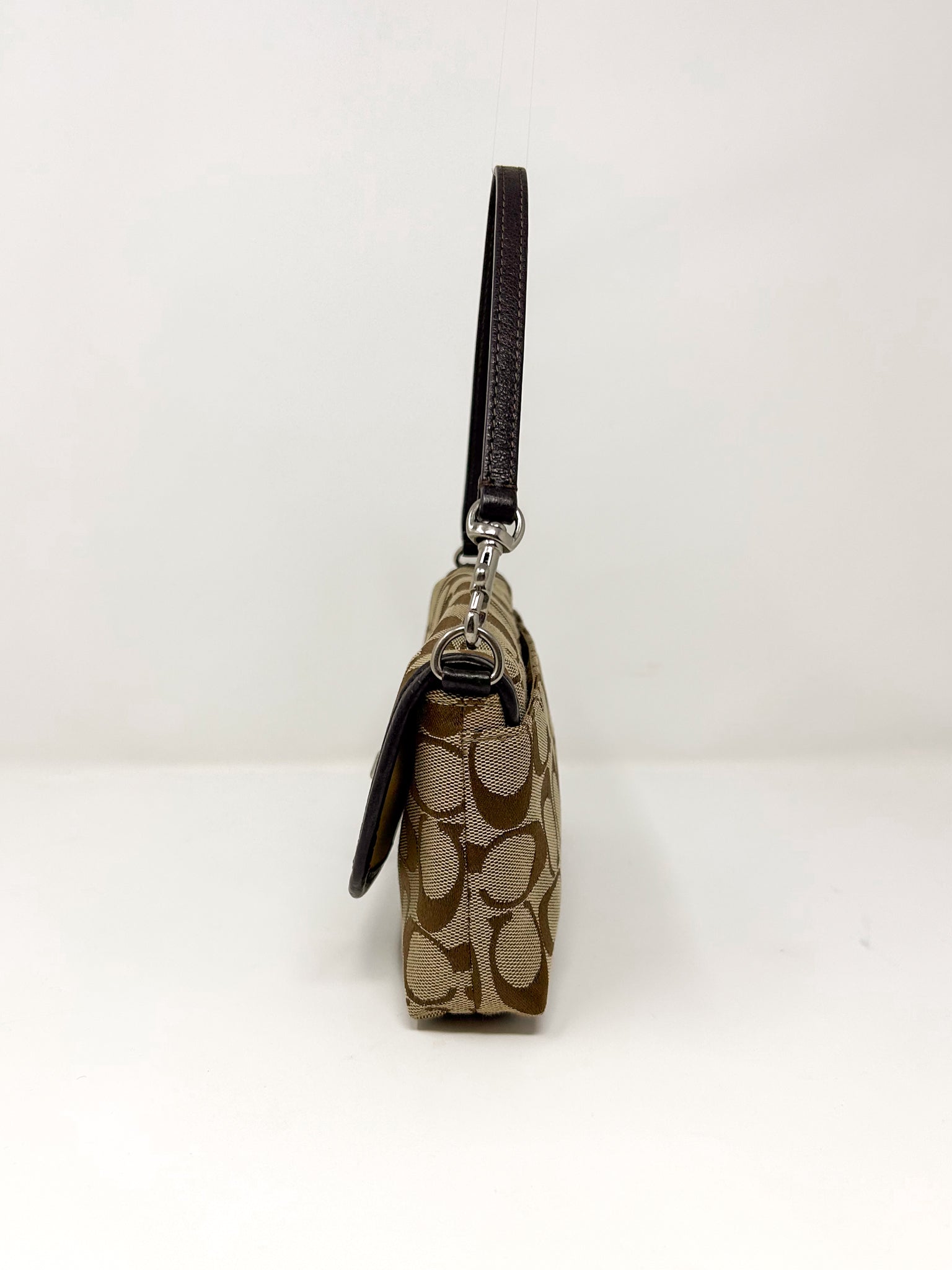 Coach Signature Shoulder Bag