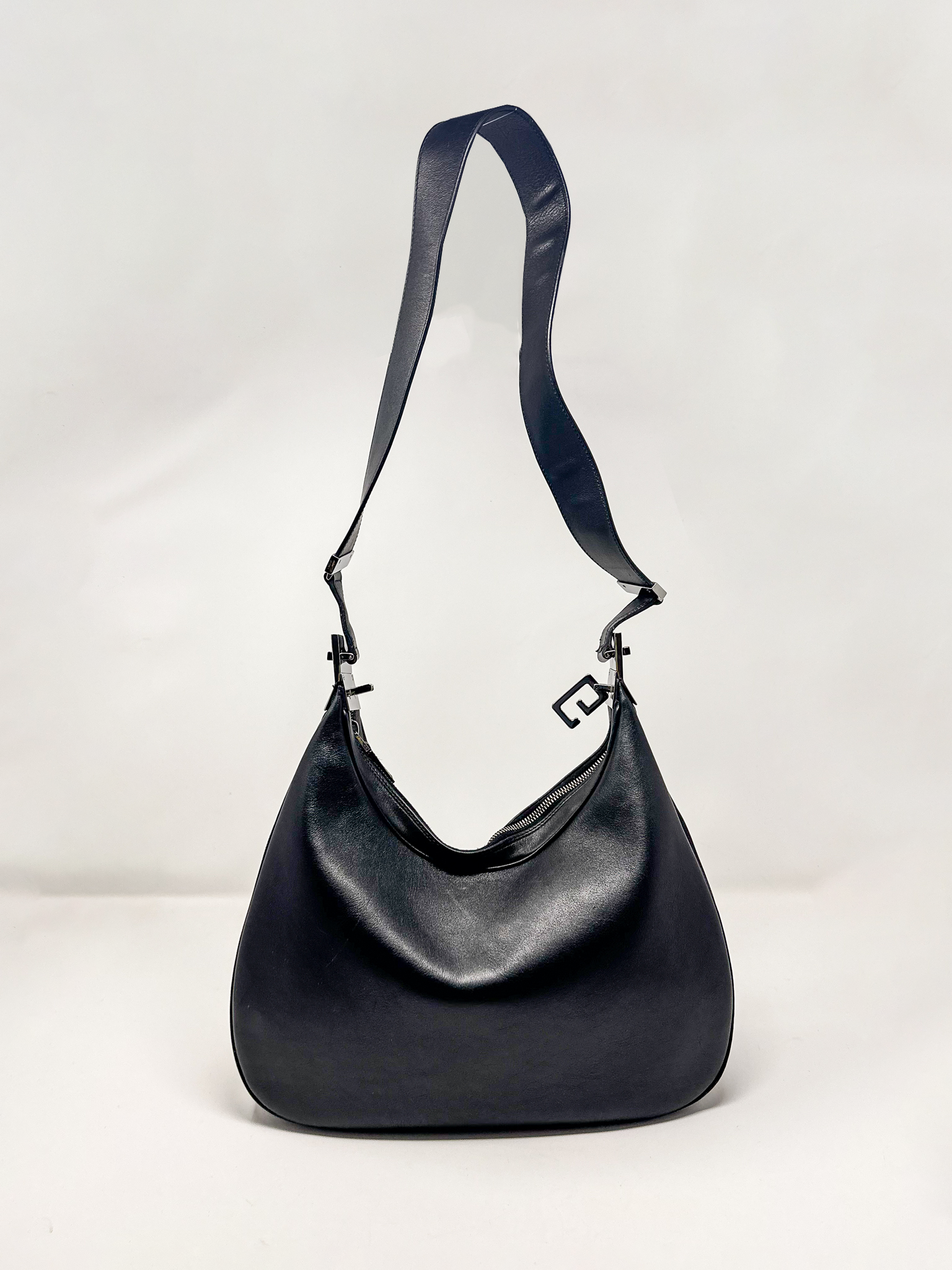 Gucci Attaché Small Leather Shoulder Bag