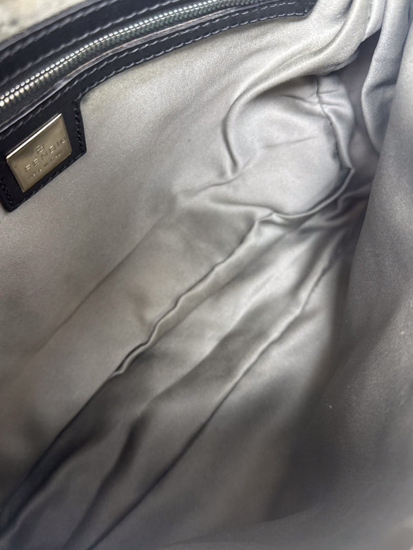 Fendi Fall 1999 Ready To Wear Ivory Knit Baguette